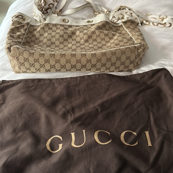 Authentic Gucci Tote bag. - Picture 15 of 15